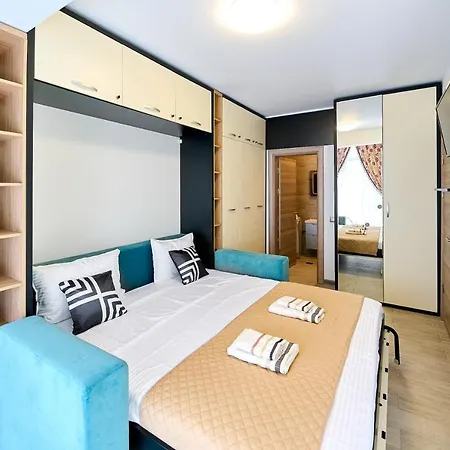 Apartment - Pool &