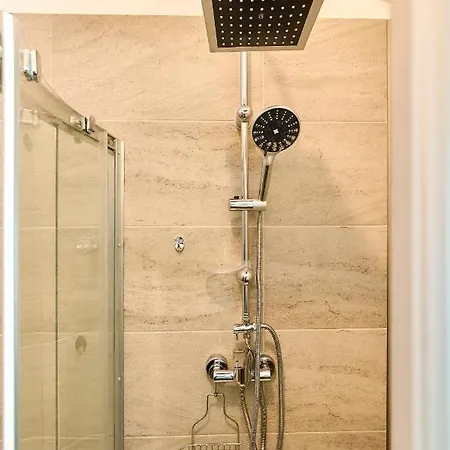 Apartment - Pool & Navodari