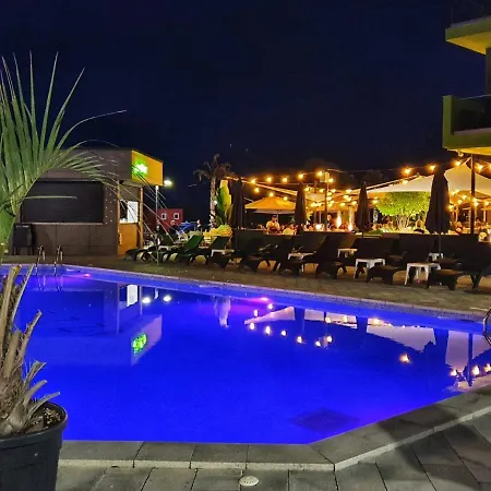 Apartment - Pool &